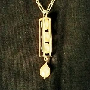 4 Cultured Pearl Pendant Necklace